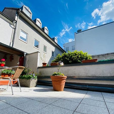 Pension Zum Blumchen Schwerin  Bagian luar foto